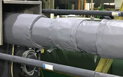 注塑機(jī)<a href=http://kfujwst.cn/e/tags/?tagname=%E4%BF%9D%E6%B8%A9%E8%A1%A3 target=_blank class=infotextkey>保溫衣</a>的好處