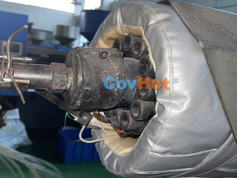 <a href=http://kfujwst.cn/e/tags/?tagname=%E6%B3%A8%E5%A1%91%E6%9C%BA%E4%BF%9D%E6%B8%A9 target=_blank class=infotextkey>注塑機(jī)保溫</a>,炮筒<a href=http://kfujwst.cn/e/tags/?tagname=%E4%BF%9D%E6%B8%A9%E5%A5%97 target=_blank class=infotextkey>保溫套</a>,方便檢修